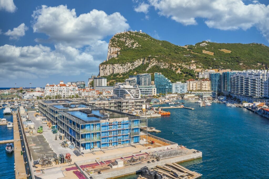 MARINA CLUB