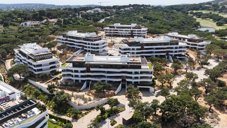 VILLAGE VERDE SOTOGRANDE